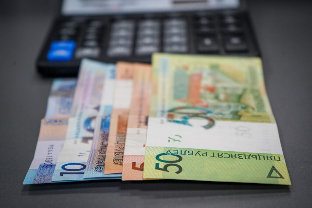 Белинвестбанк снизил ставку по жилищному кредиту, но только для строящихся квартир